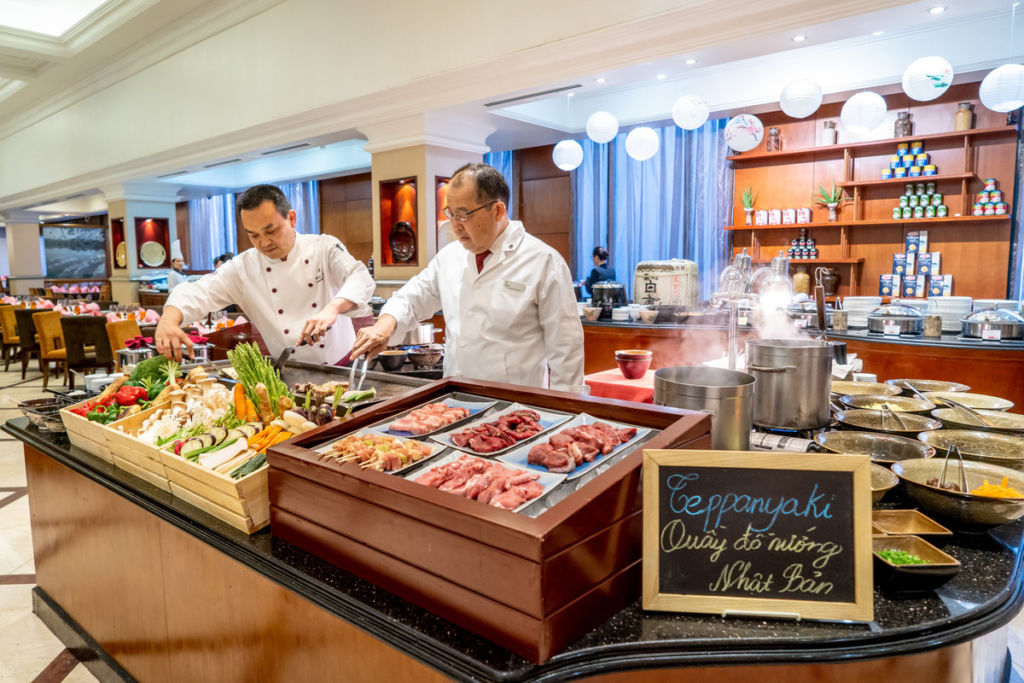 tới buffet Sheraton Hà Nội ăn 'tôm rồng, gan ngỗng' hảo hạng - Coffelovehn.com